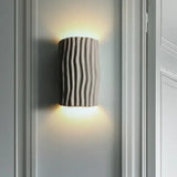 Lámpara Moderna de Pared con Diseño de Olas en Color Crema