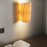 Lámpara Moderna de Pared con Diseño de Olas en Color Crema