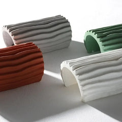Lámpara Moderna de Pared con Diseño de Olas en Color Crema