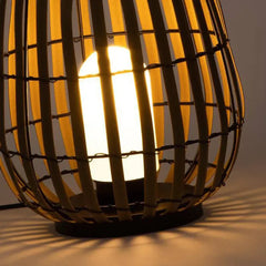 Lampara de pie de exterior portátil con diseño de ratán