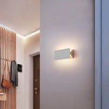 Aplique LED Moderno con Ángulo Ajustable