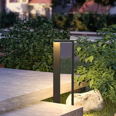 Baliza de jardin LED negra metal diseño moderno IP65