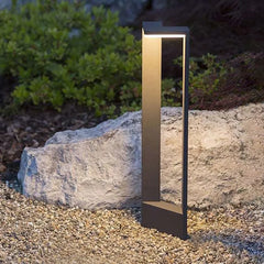 Baliza de jardin LED negra metal diseño moderno IP65