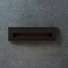Aplique empotrable exterior moderno de metal con LED sensor de movimiento IP65 para escaleras