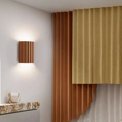 Aplique para mesita de noche diseño moderno y color