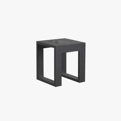 Lámpara de pie exterior solar moderna de metal negra cuadrada para terraza