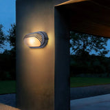 Aplique de pared exterior industrial plateado con LED IP65