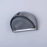 Aplique de pared exterior industrial plateado con LED IP65