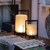 Lámpara de Pie LED Solar Estilo Farol para Exterior