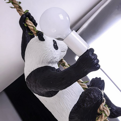 Lámpara Colgante de Panda en una Cuerda LED con Altura Regulable