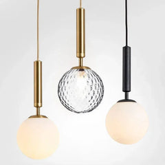 Lámpara colgante blanca y dorada esférico diseño estilo nórdico LED