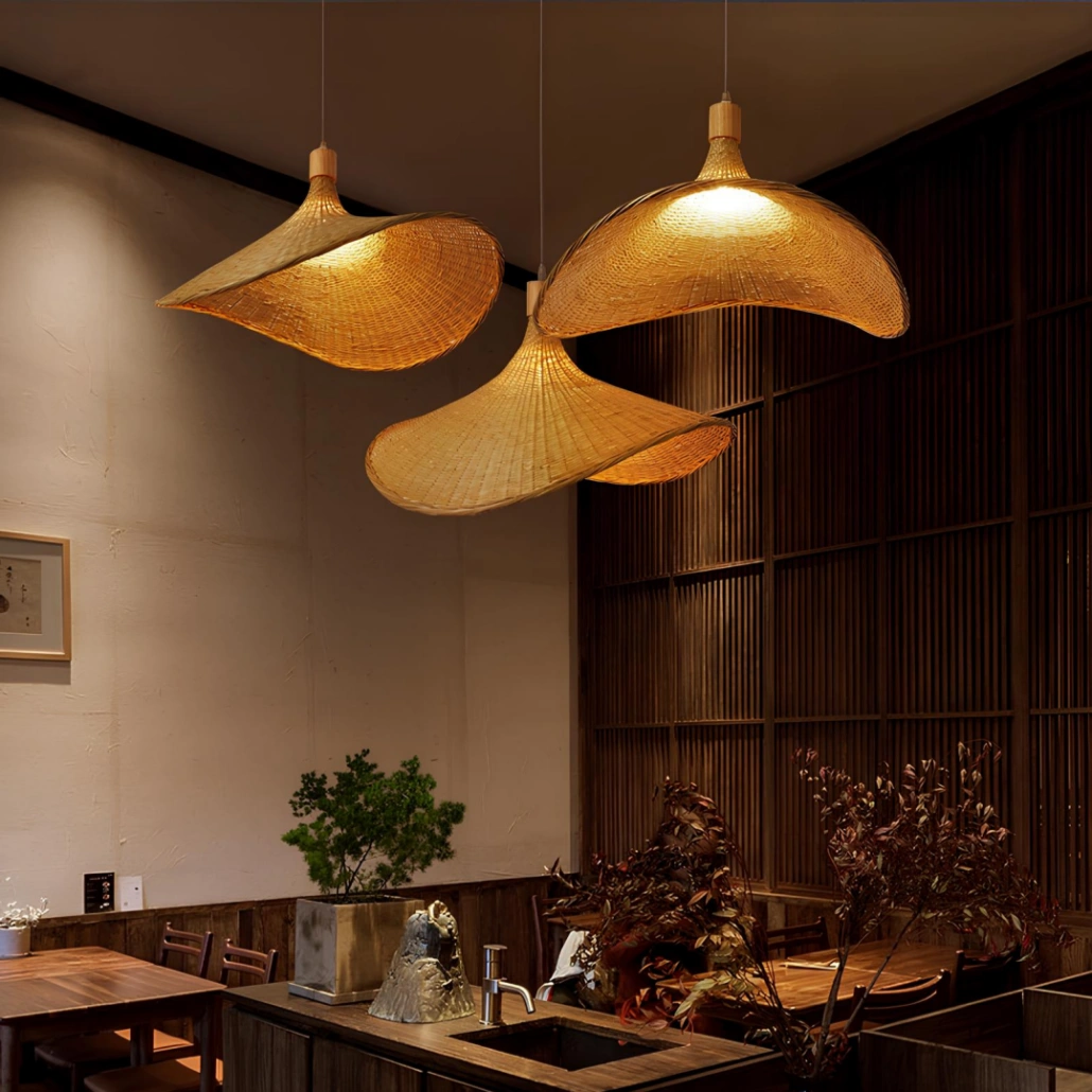 Lámpara colgante de bambú natural LED tipo sombrero para comedor