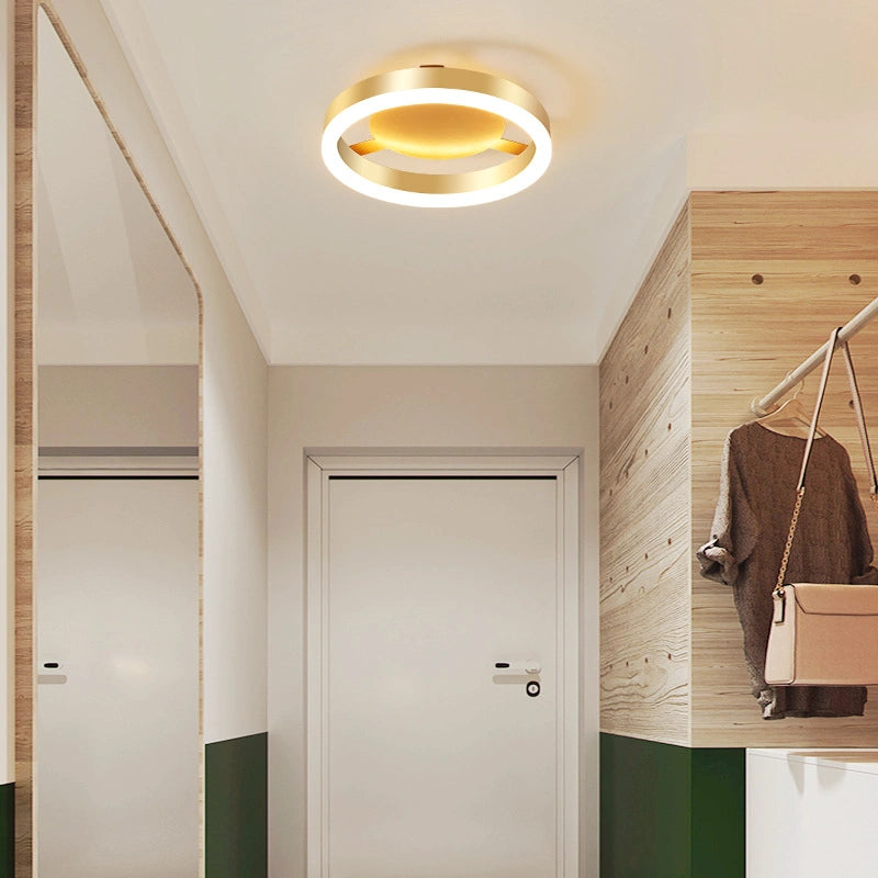 Lámpara de Techo Dorada Moderna Para Pasillo Con Acabado Satinado