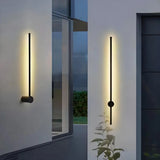 Aplique exterior lineal moderno con LED IP65 y diseño giratorio negro