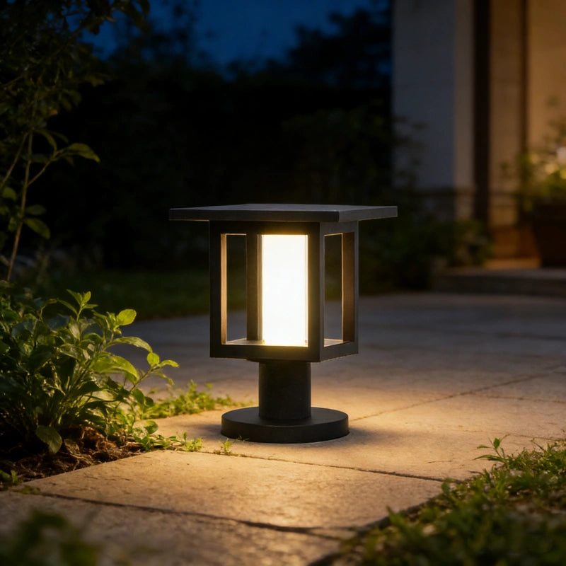 Baliza Exterior Solar IP65 de Diseño Moderno para Jardín Tipo Farol Negra