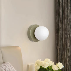 Aplique de pared con esfera de vidrio macaron moderno para dormitorio