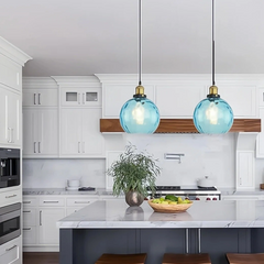 Lámpara colgante bola de cristal LED azul regulable en altura para comedor