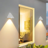 Aplique de pared exterior moderno LED IP65 de metal negro semicónico
