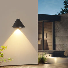 Aplique de pared exterior moderno IP65 con forma semicónica