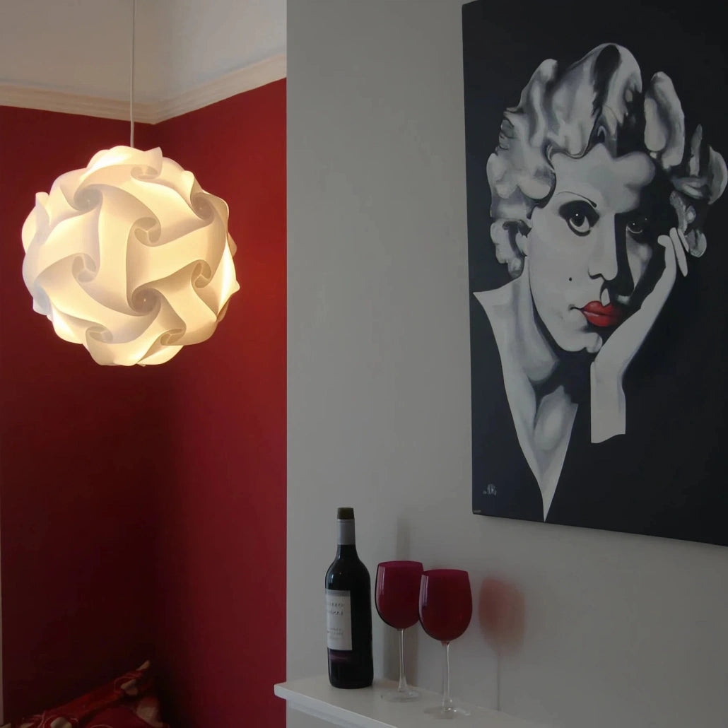 Lámpara colgante esfera blanca LED estilo nórdico con pantalla rompecabezas