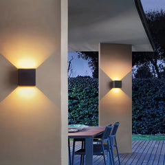 Aplique de pared exterior bidireccional LED RGB 6W IP65 negro cúbico