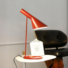 Lámpara de mesa de lectura LED orientable nórdica para zona de estudio