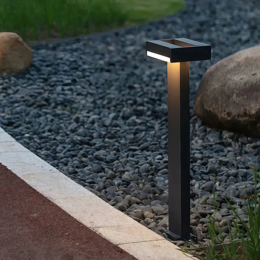 Baliza de jardín LED IP65 moderna negra para camino
