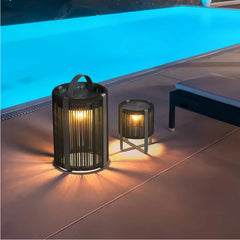 Lámpara de pie solar para exterior negra IP65 de estilo trenzado cilíndrico