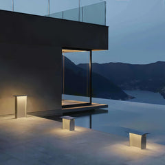 Baliza exterior de jardín LED IP65 de metal y diseño moderno