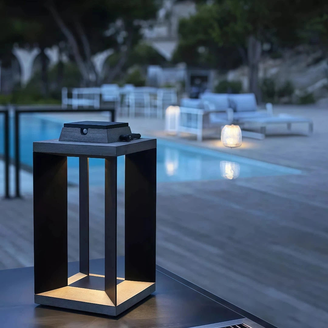Lámpara solar de pie para exterior LED IP65 portátil con marco rectangular