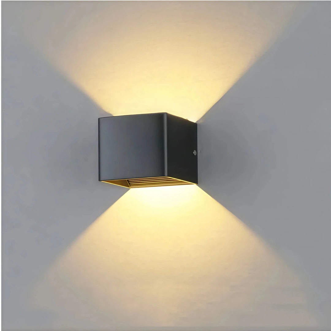 Aplique de pared cubo LED moderno bidireccional en varios colores para salón