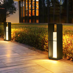 Baliza exterior jardín solar LED IP65 negra de diseño moderno
