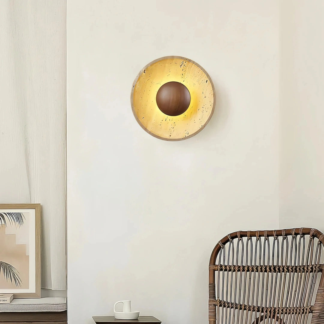 Aplique de pared de travertino redondo Wabi-Sabi Ø25 cm para dormitorio