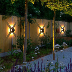 Aplique de pared exterior moderno LED de metal negro con esfera