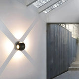 Aplique de pared exterior moderno LED de metal negro con esfera