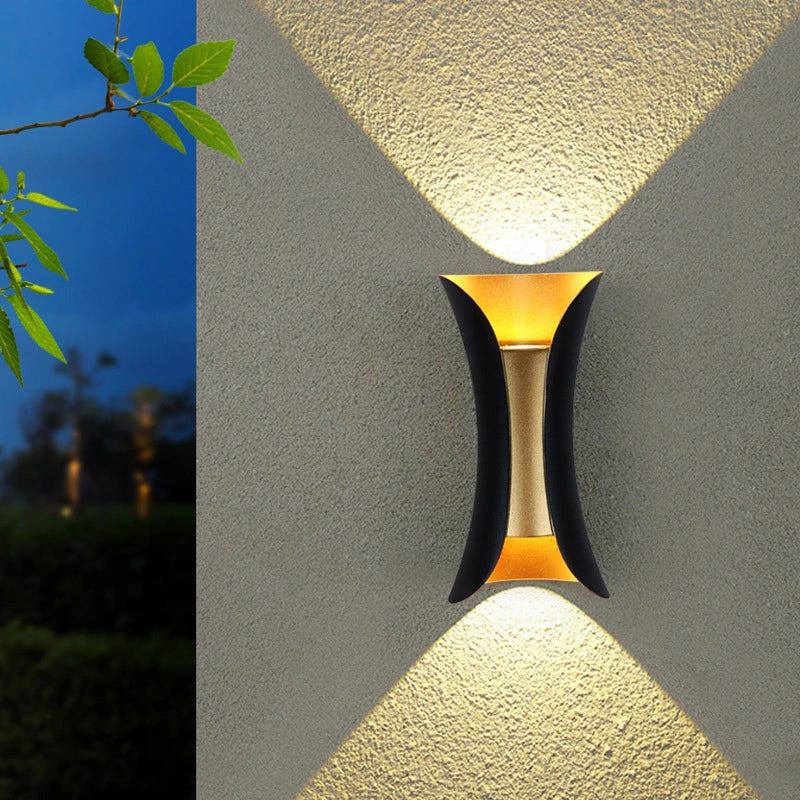 Aplique LED Exterior Bidireccional Moderno Curvo Impermeable Anticorrosión