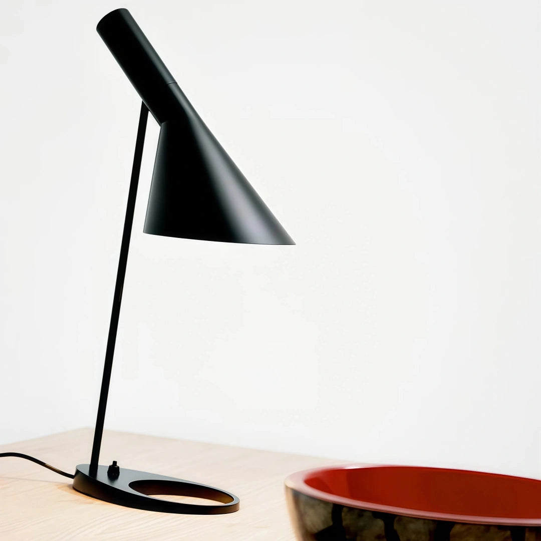 Lámpara de mesa de lectura LED orientable nórdica para zona de estudio