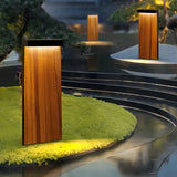 Baliza de jardín rectangular moderna LED IP65 con acabado de efecto madera