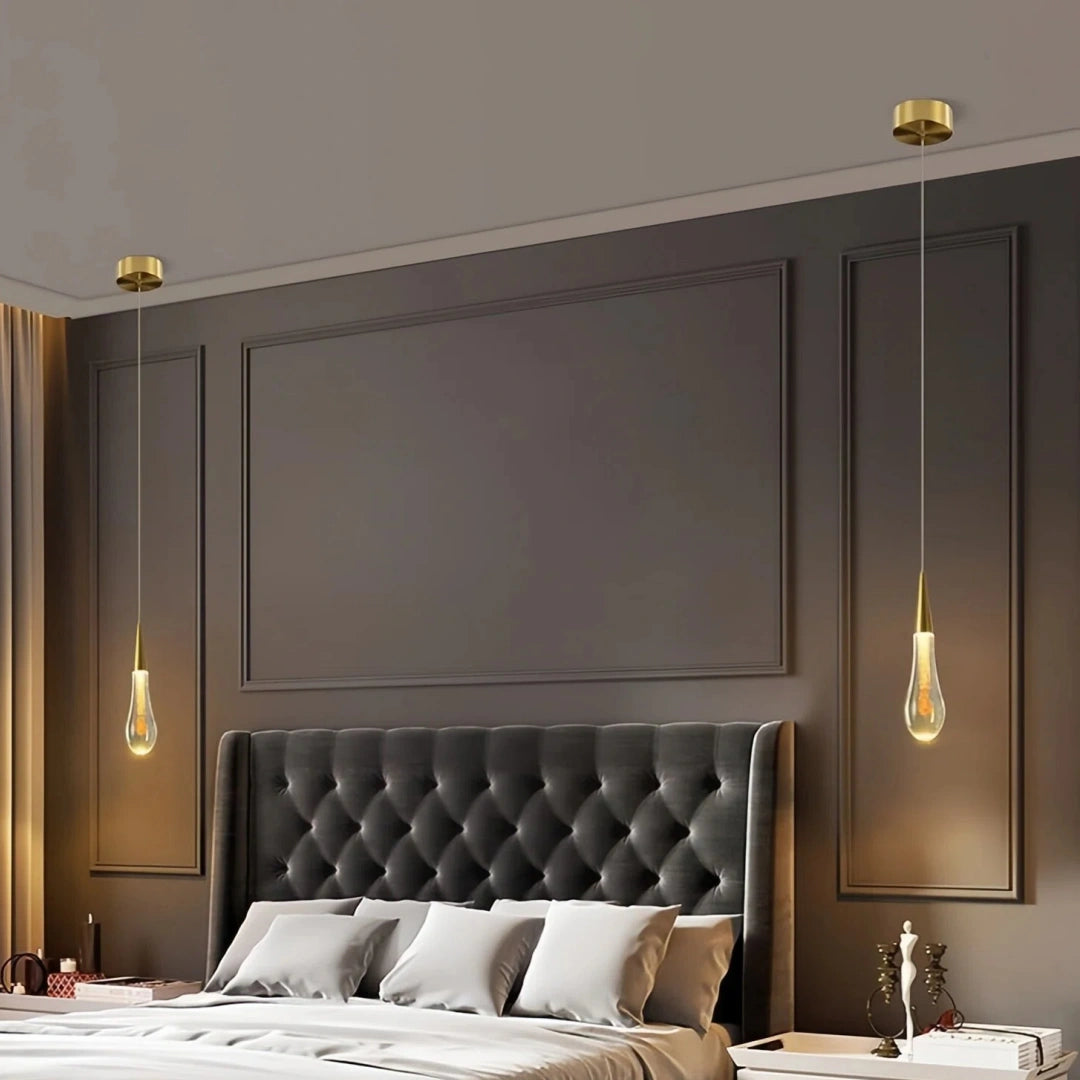 Lámpara colgante con gotas de cristal LED dorada moderna para comedor