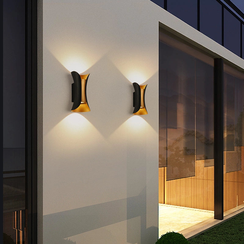 Aplique LED Exterior Bidireccional Moderno Curvo Impermeable Anticorrosión