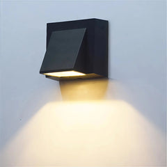 Aplique exterior negro moderno de aluminio con LED IP65
