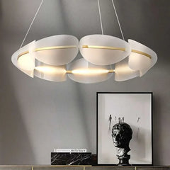 Lámpara colgante circular con forma de pétalos para comedor de estilo moderno