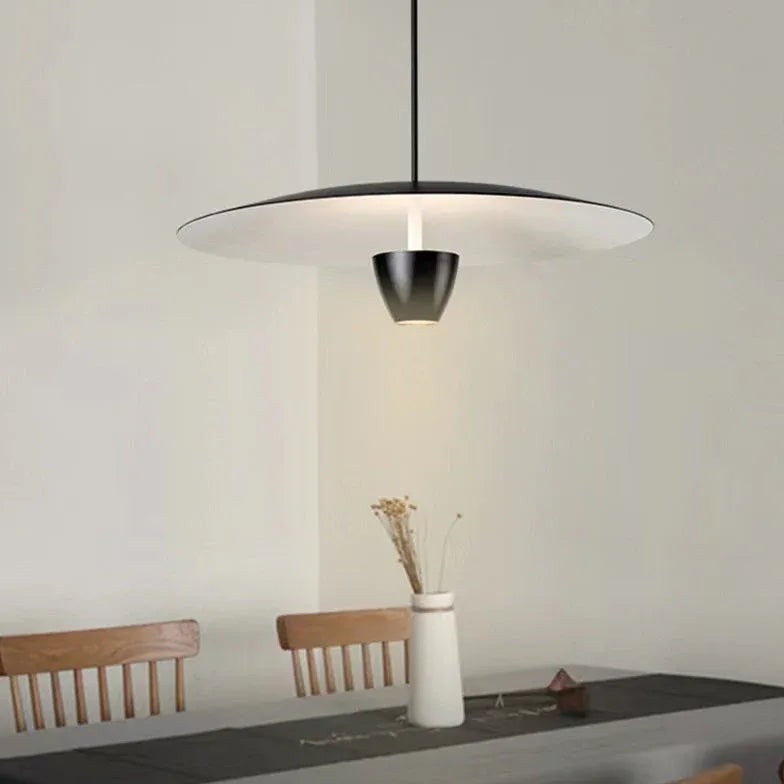 Plafon LED comedor diseño en negro moderno