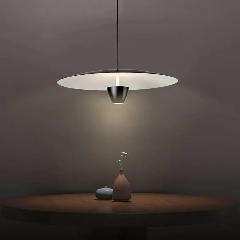 Plafon LED comedor diseño en negro moderno