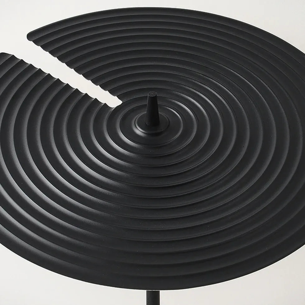 Lámpara de mesa moderna con forma de disco negro de gran tamaño 