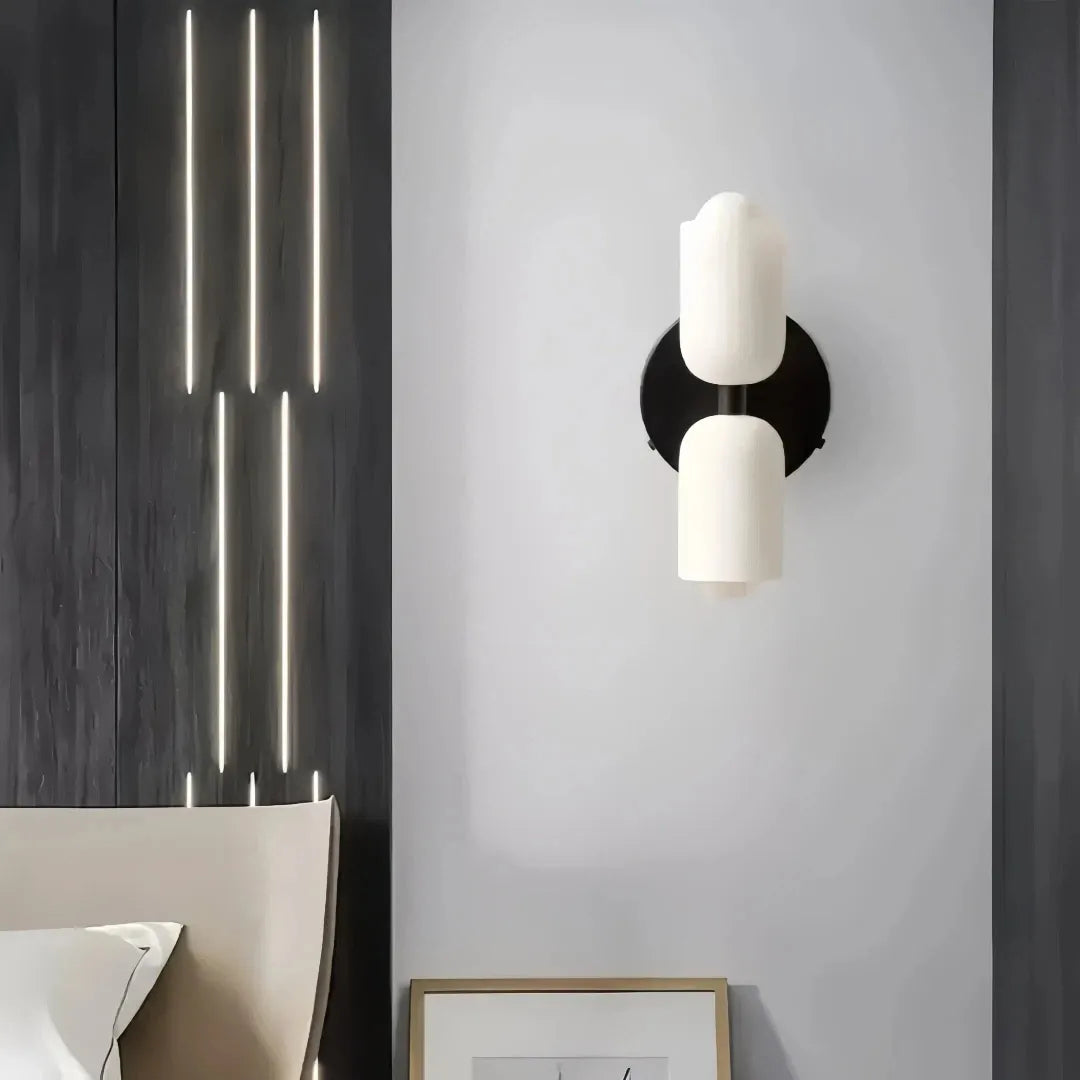 Aplique de pared bidireccional led de vidrio moderno con luz suave para mesita de noche