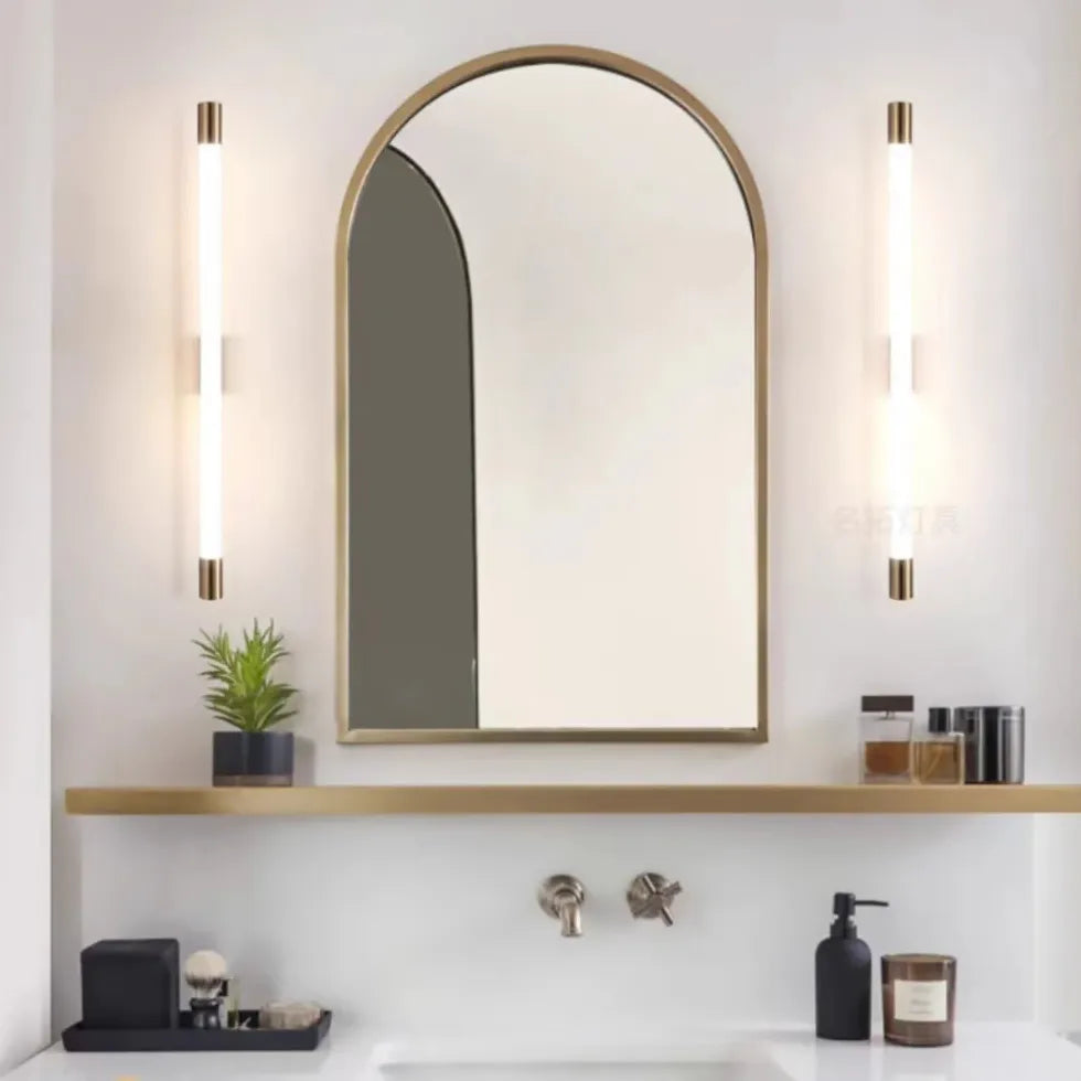 Luces LED para espejo de baño con tubo fino dorado 