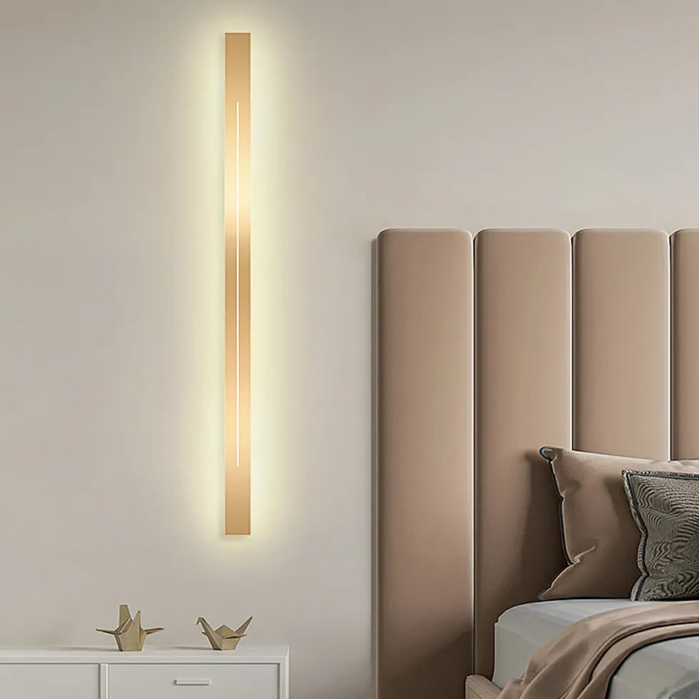 Two-tone Thin Vertical Bar Wall Light