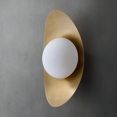 Aplique pared cobre LED moderno ovalado para dormitorio