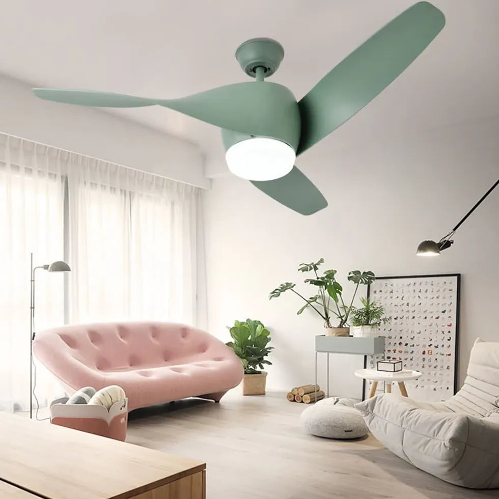 Three-Blade Wooden Streamlined Ceiling Fan with Light